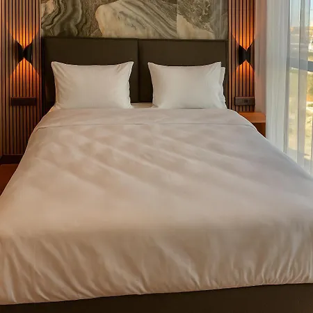 Positive Hotel